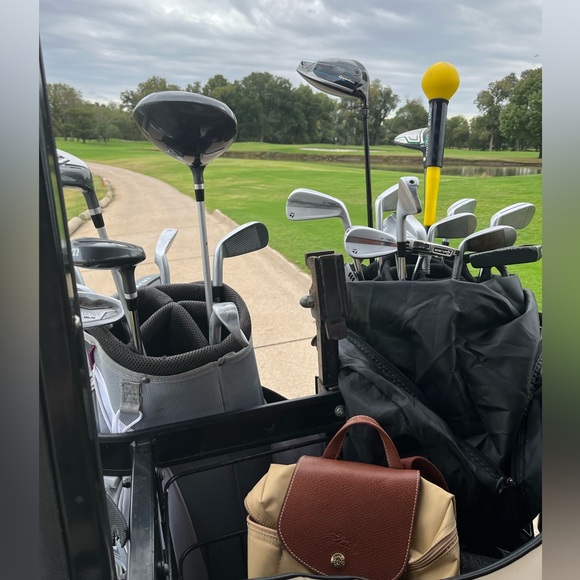 Meet your Posher, Heather - Picture 6 of 6